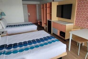 Мотель Golden Sands Oceanfront