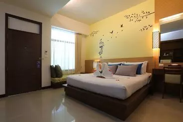 A2 Pool Resort Sha Plus