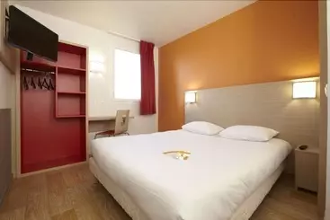 Hotel Premiere Classe Caen Nord   Mémorial