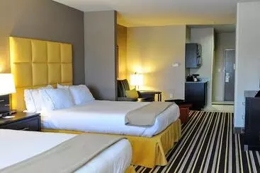 בית מלון כפרי Holiday Inn Express Covington Madisonville, An Ihg