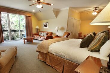 The Villas At Carter Plantation