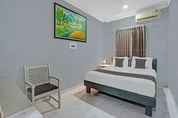 ホテル Capital O 90783 Ayeng Mandiri