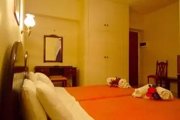 هتل آپارتمان Ccb Bruskos