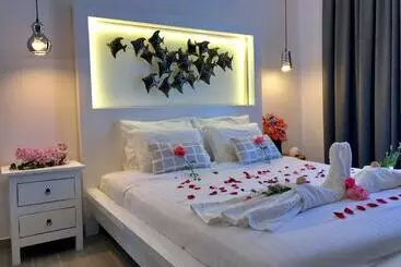 Apart Hotel Ccb Bruskos