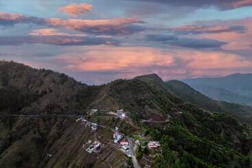 Fabhotel Le Masrana Inn