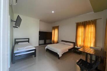 בית מלון כפרי Senderos De Sirivana