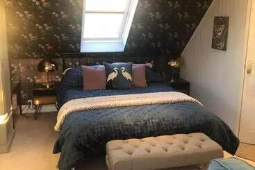 Clouds B&b