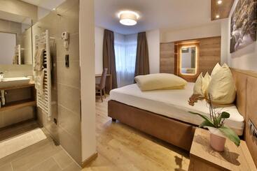 מלון דירות Garni Fiegl Apart