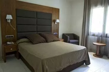 Отель Restaurant Castellarnau