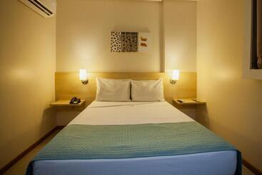 Otel Ibis Styles Belem Hangar