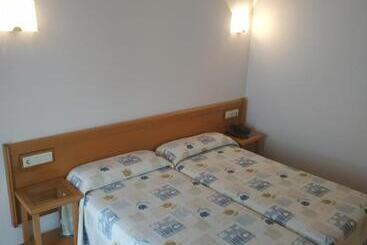 בית מלון כפרי La Guindal