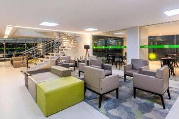 هتل Tulip Inn Belém Hangar