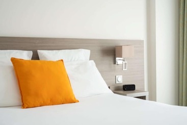 هتل Best Western Hôtel Des Thermes Balaruc Les Bains Sète