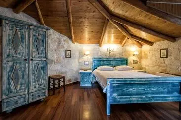 ویلا Nobelos Seaside Lodge