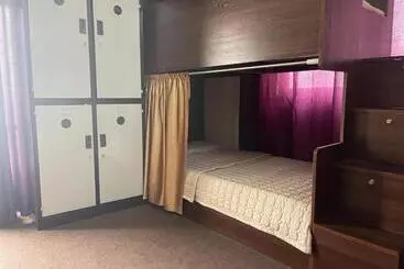 Pizza Street Hostel
