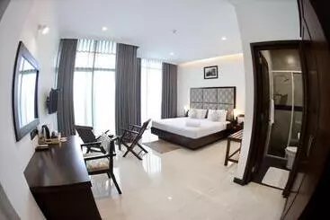 Hotel Riverbank Resort Gampola