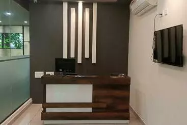 Hotel Arackal Inn