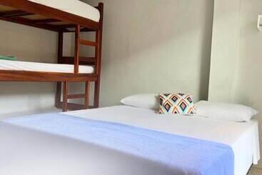 ペンション Casa De Praia   Suítes