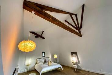 פנסיון My Boutique Guesthouse Fabulous Suites 10 Min A7