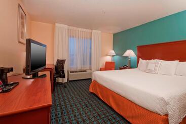 Отель Fairfield Inn & Suites El Centro