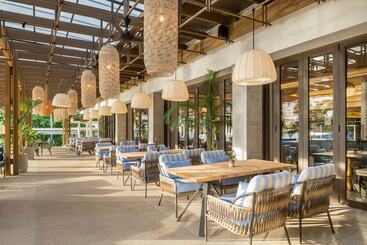 בית מלון כפרי Hyatt Regency Phuket Resort