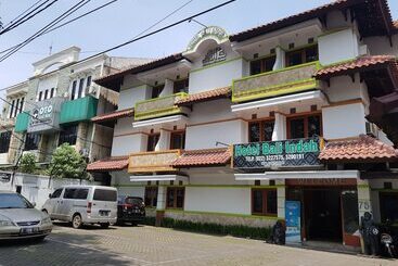 Отель Bali Indah