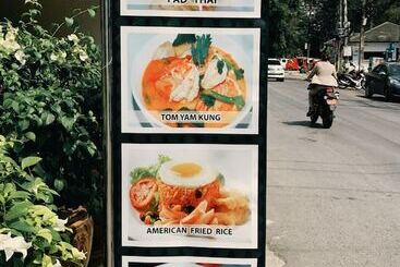 هتل Surin Bay Inn