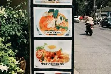 هتل Surin Bay Inn