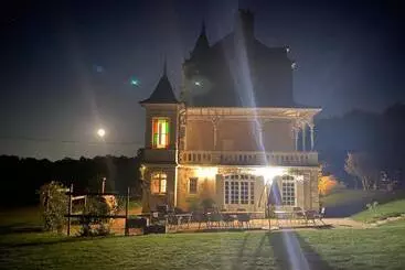 Aamiaismajoitus (B&B) Chateau Vary