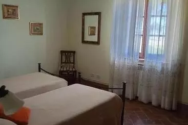 هتل Agriturismo Collesassi