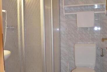 膳宿费 Gästehaus Klug