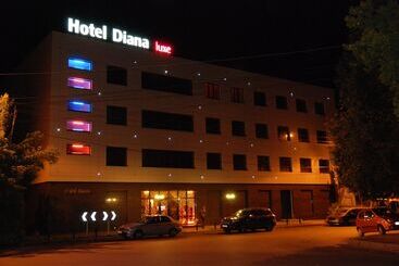 בית מלון כפרי Diana Luxe