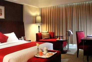 בית מלון כפרי The Alana  Surabaya