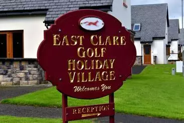酒店 East Clare Golf Village