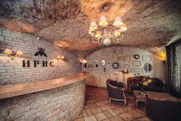 Отель Iris