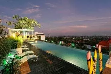 Maxonehotels At Bukit Jimbaran