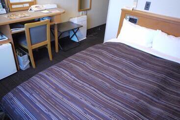 فندق Route Inn Niigata Kenchominami