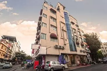 Отель Vatika Inn