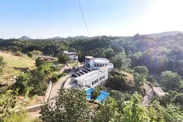 Hotel The Sky Imperial Pavoreal Jungle Resort