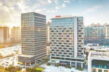 ホテル Hampton By Hilton Zhengzhou Zhengdong New District