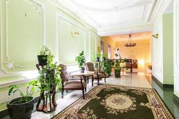 Отель Bristol Zhiguly