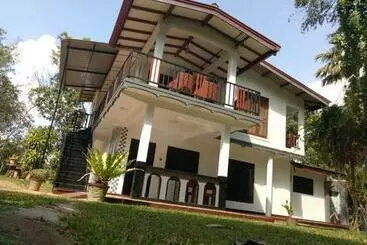 ホテル Miyonra   Anuradhapura