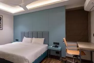Hotel Regal Grand