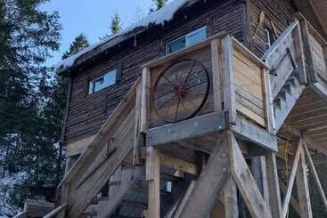 Resort Entre Lemoine Et L Arbre