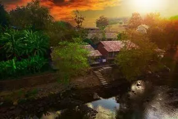 Resort Saveda Farm & Cottages