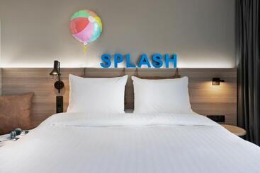 هتل Moxy La Ciotat