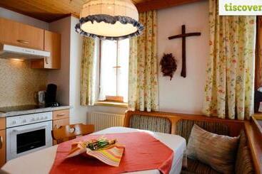 بنسيون Gastehaus Wolf