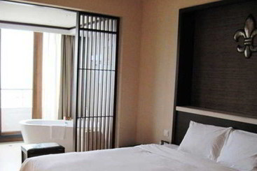 هتل آپارتمان Serenity Coast Resort