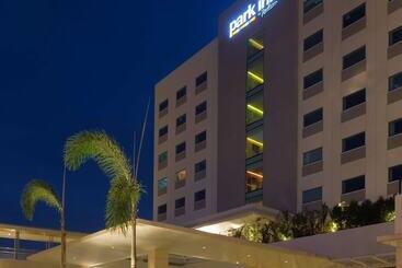 酒店 Park Inn By Radisson Davao