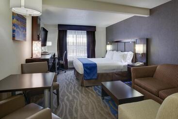 Holiday Inn Express Hotel & Suites Meadowlands Area, An Ihg